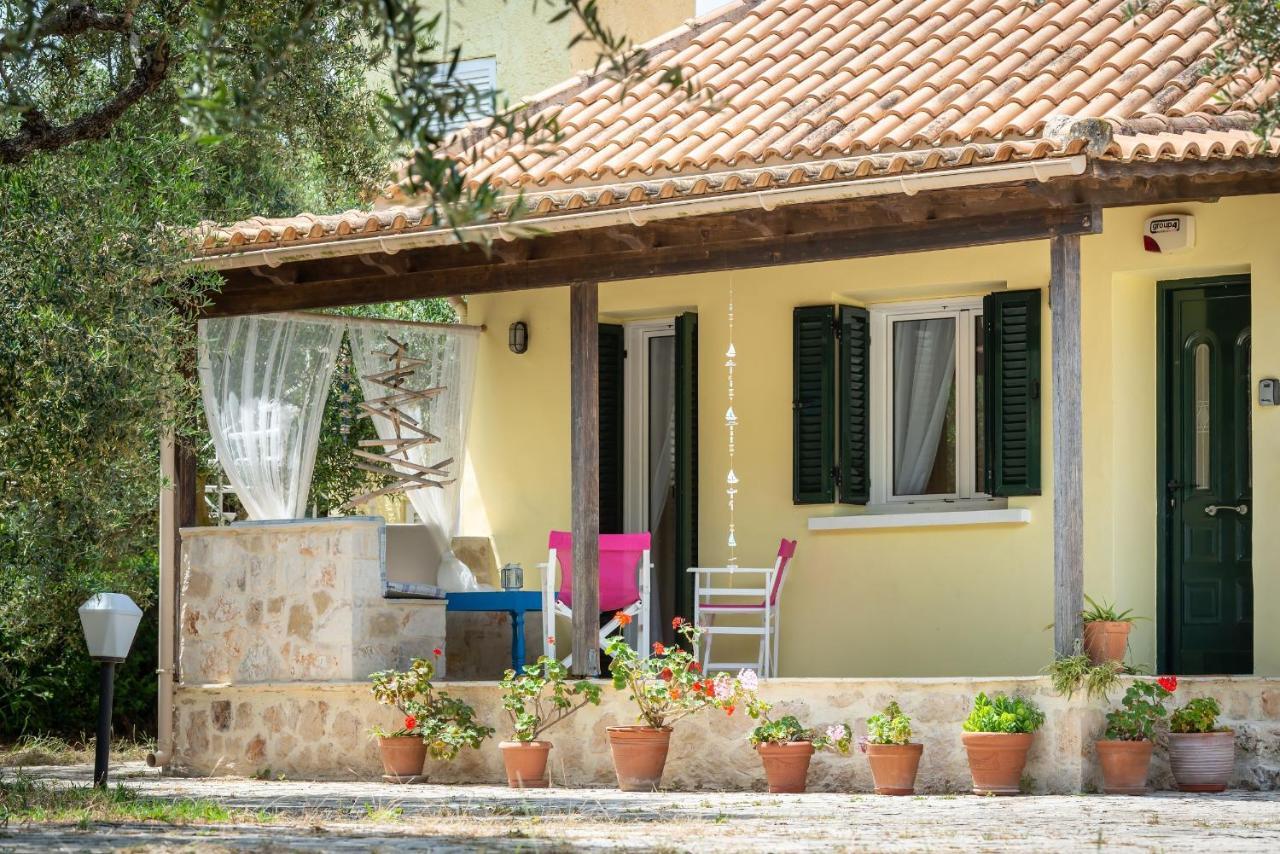 Olivegrove - Nestled In Olive Trees With Private Pool, By Zantewize * Tragaki