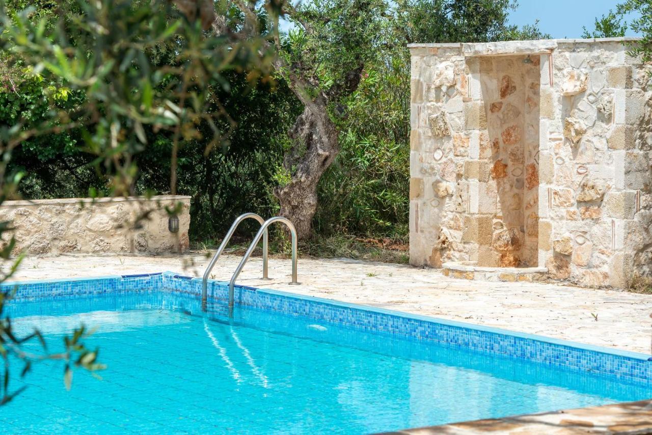 Olivegrove - Nestled In Olive Trees With Private Pool, By Zantewize *