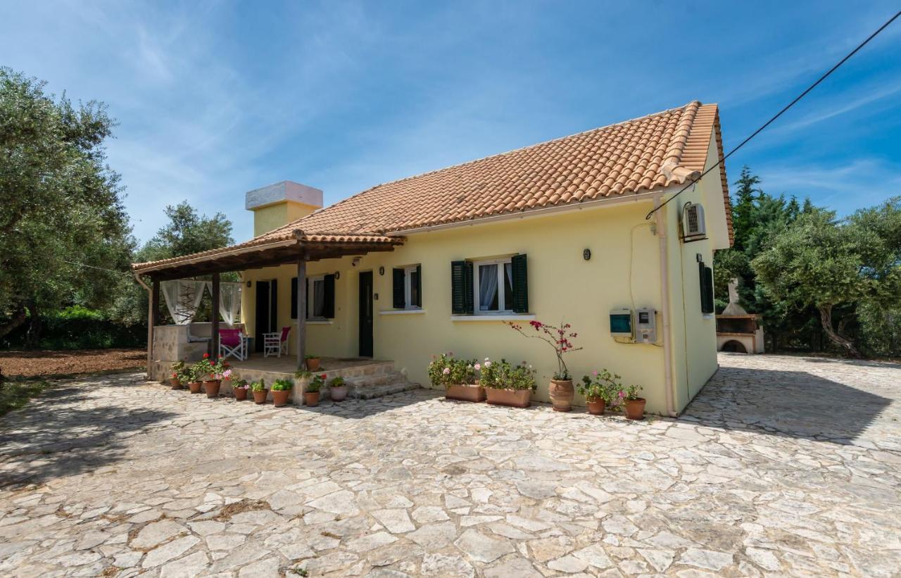 Olivegrove - Nestled In Olive Trees With Private Pool, By Zantewize *