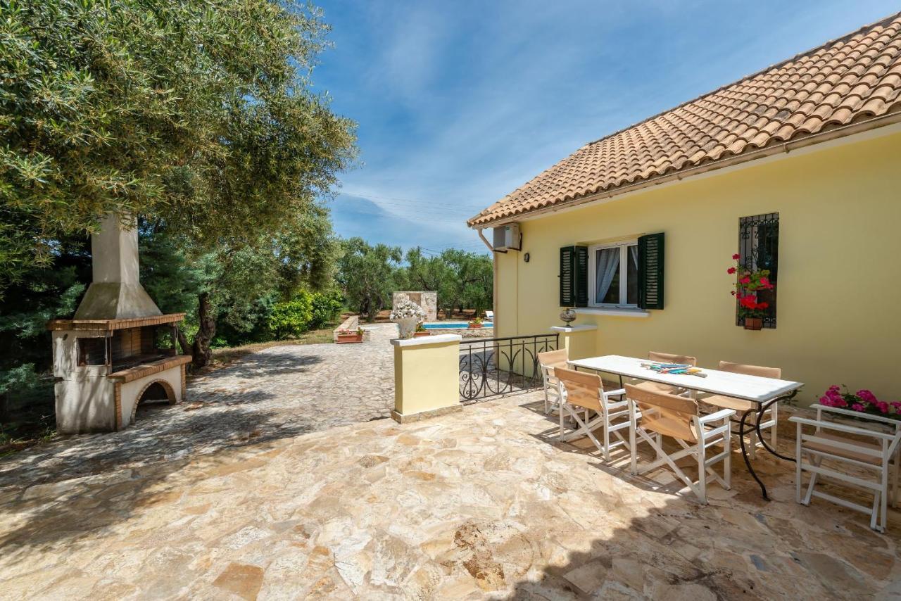 Vila Olivegrove - Nestled In Olive Trees With Private Pool, By Zantewize